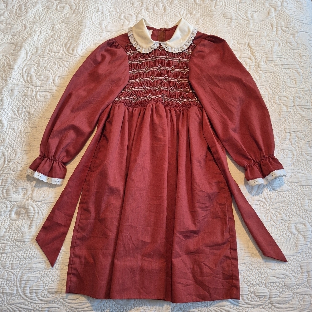 Polly Flinders girls size 8 brick red hand smocked Vintage dress eyelet trim